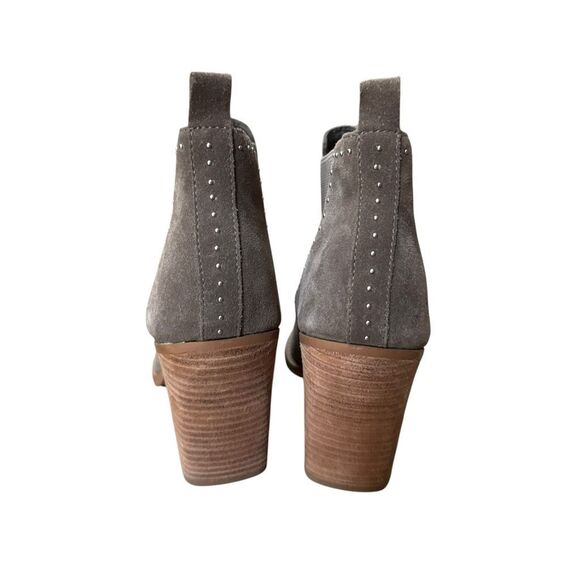 Marc Fisher Bellie Studded Suede Pull On Heeled Chelsea Boots size 7 - Picture 3 of 8